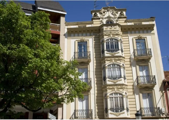 Casa Oroela